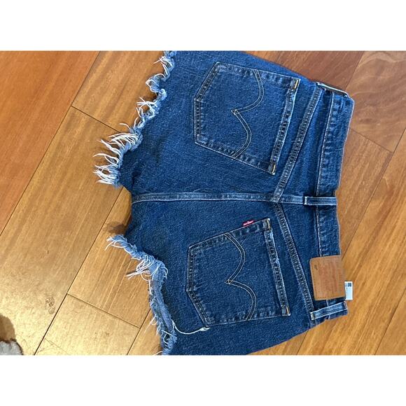 Levi's 501 Buttonfly Cut off Shorts **Daisy Duke's** - Picture 2 of 6